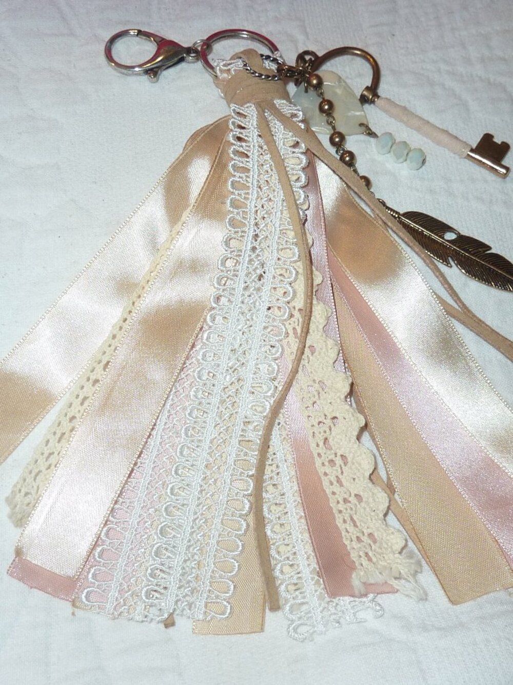 New Boutique Crochet Ribbon Lace Dangling Charms Key Chain An Exquisite Must See